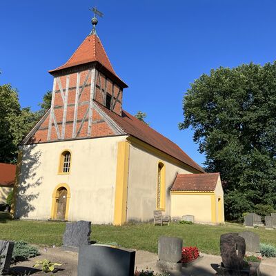Bild vergrößern: Kirche Ahrensdorf