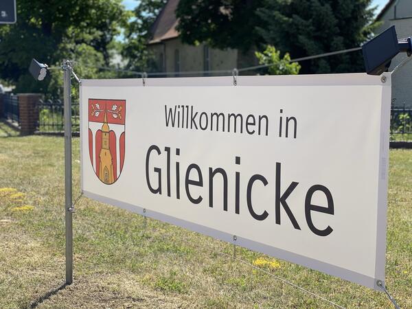 Bild vergr&ouml;&szlig;ern: Willkommen in Glienicke