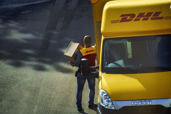 DHL - Beispielbild