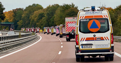 Alarmierungs- und Verlege&uuml;bung der Brandschutzeinheit (BSE-G&Uuml;) des Landkreises Oder-Spree